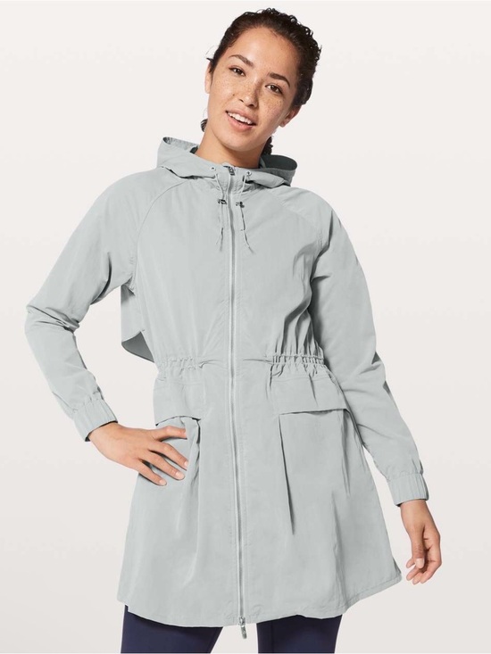 lululemon athletica Jackets & Blazers - {EUC} LULULEMON Slate Blue Pack & Glyde Silver Drop Jacket - Size 4